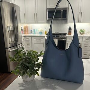 Coach Brooklyn 28 bag in Bluebell 🩵